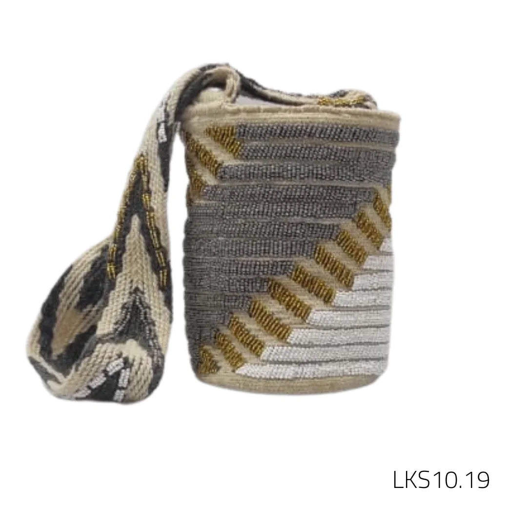 ClaudiaG Lush Kankuamo Small Mochila #19 Strap Drop 18"