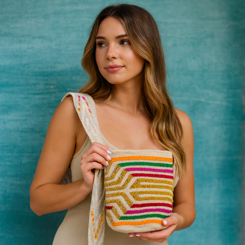 ClaudiaG Lush Kankuamo Small Mochila #27 Strap Drop 18"