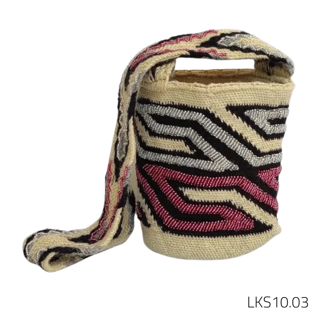 ClaudiaG Lush Kankuamo Small Mochila #56 Strap Drop 18"