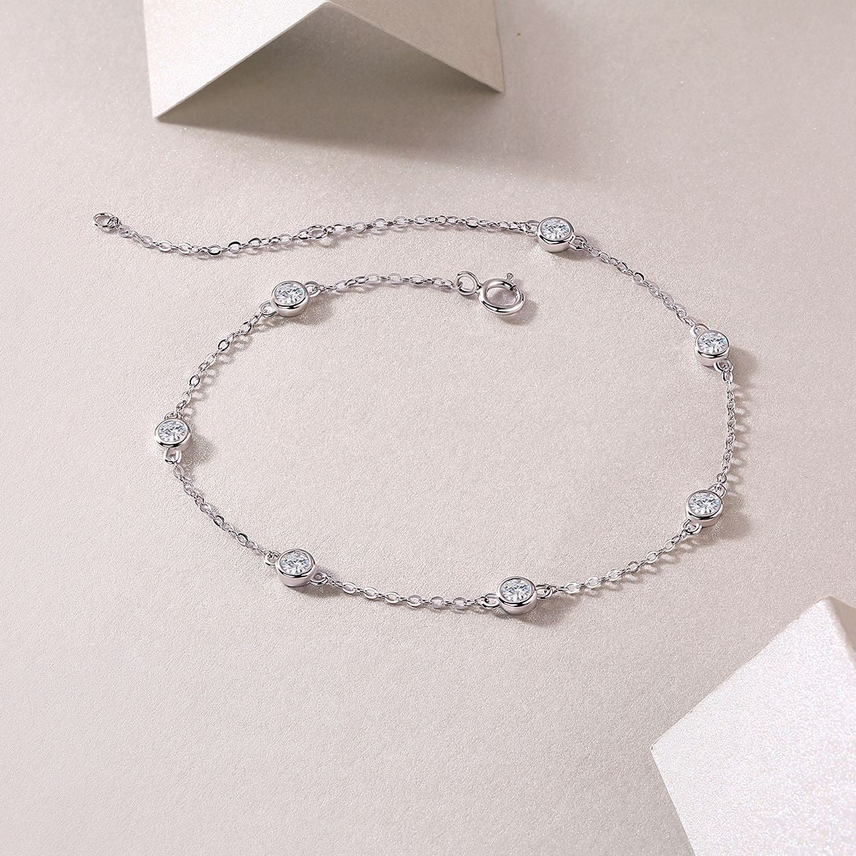 Dynamic Bubble Moissanite Bangle — S925 Sterling Silver & Platinum-Plated