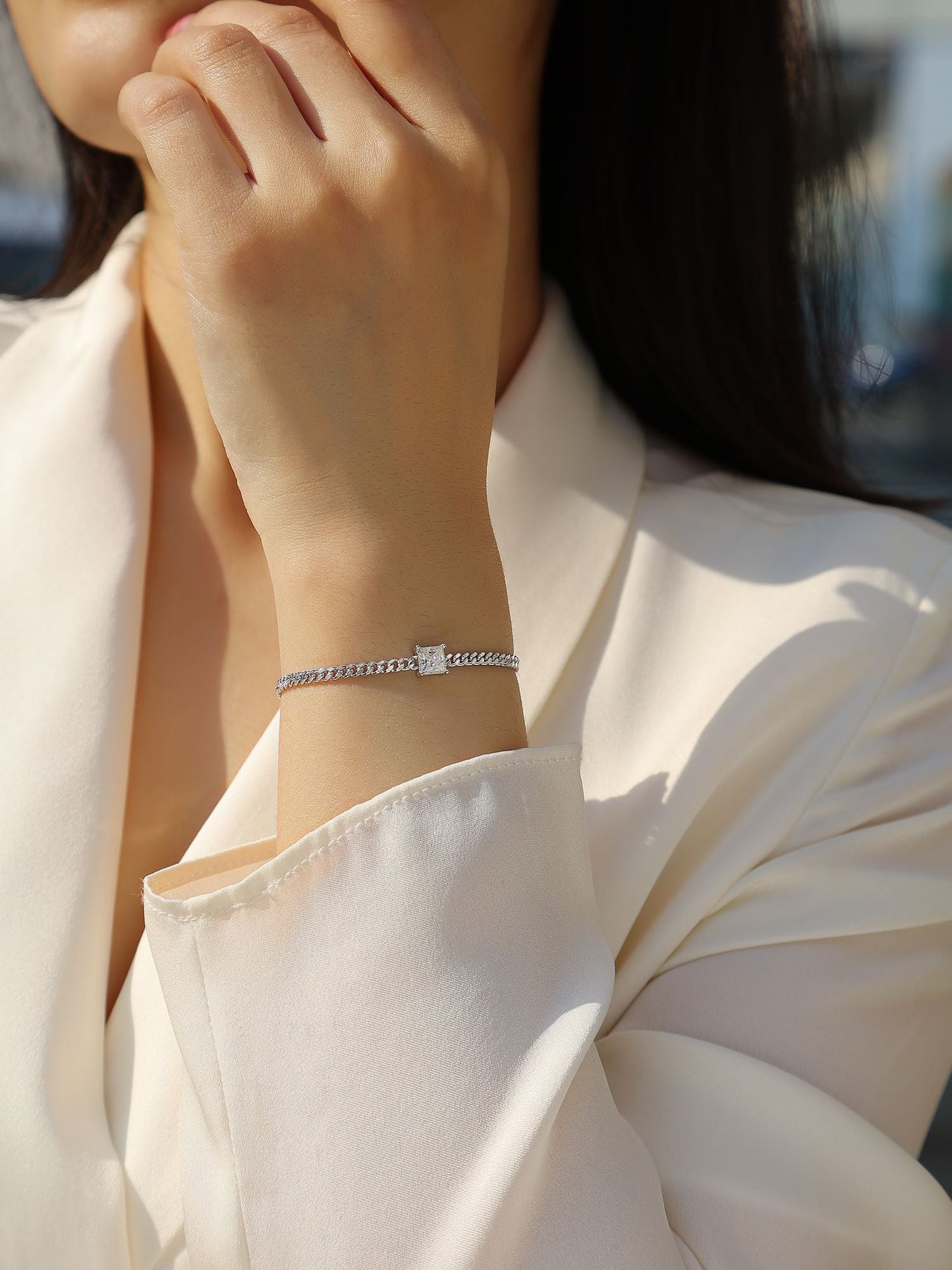 Resolute Moissanite Bangle — S925 Sterling Silver & Platinum-Plated